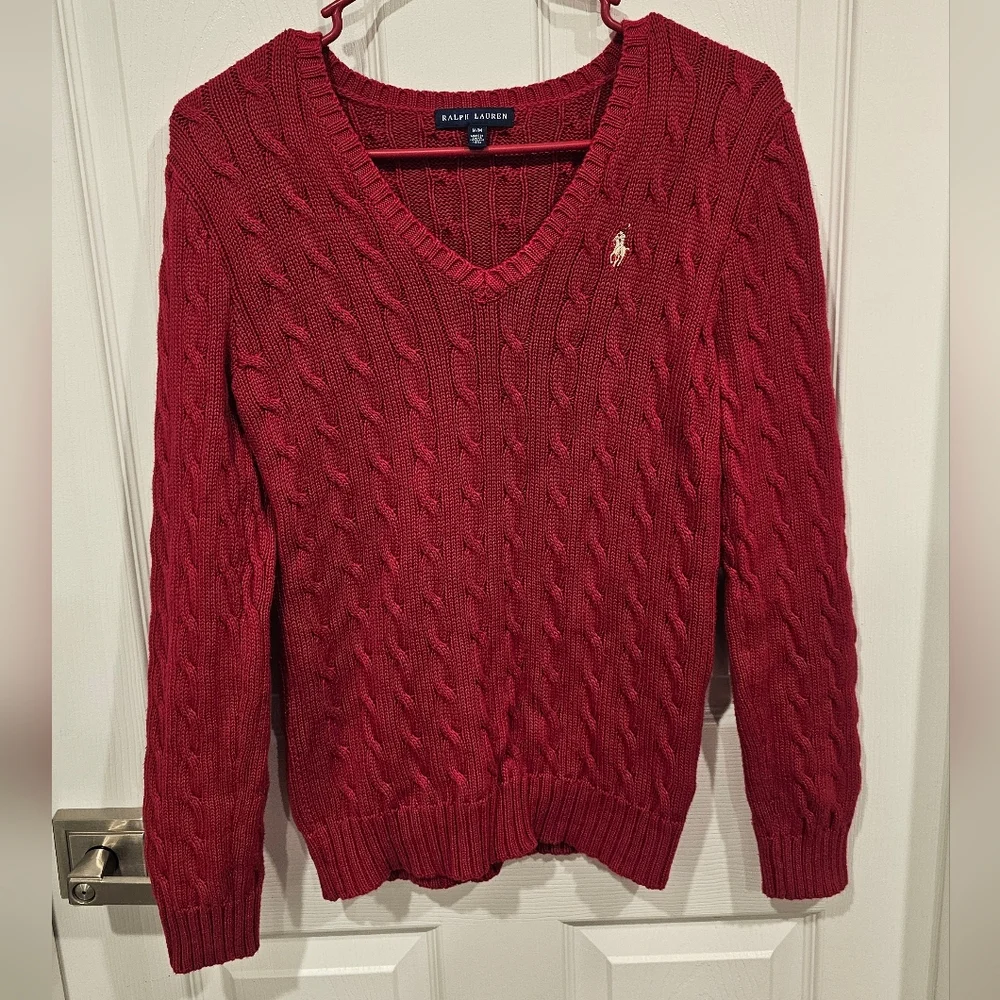 NWOT L-RL Women's V-Neck Cable Knit Red Sweater With Gold Logo Size-M - Picture 5 of 8
